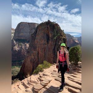 Meet your Posher, Lisa